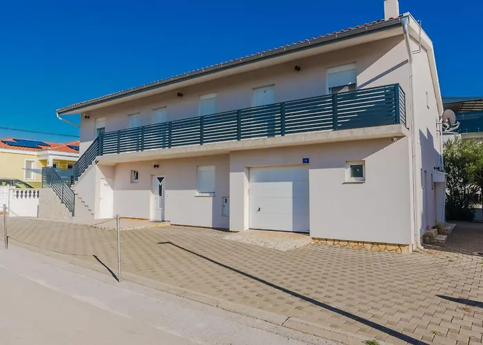 Markovic 2 By Interhome *